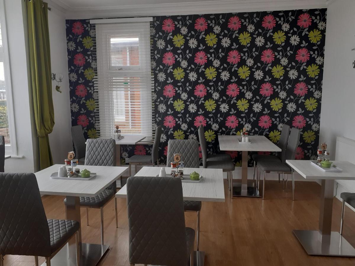 South Beach B & B Лоустофт Екстериор снимка