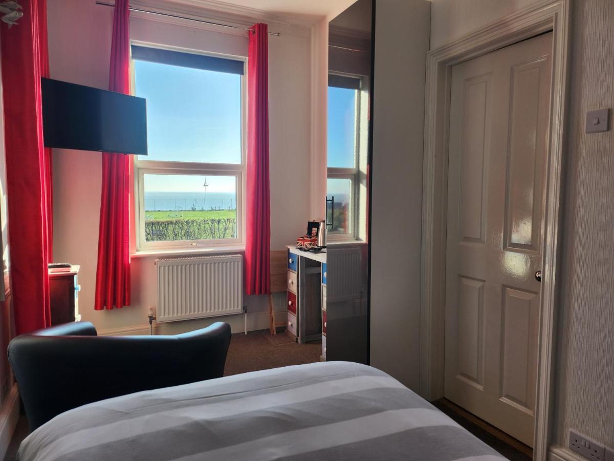 South Beach B & B Лоустофт Екстериор снимка